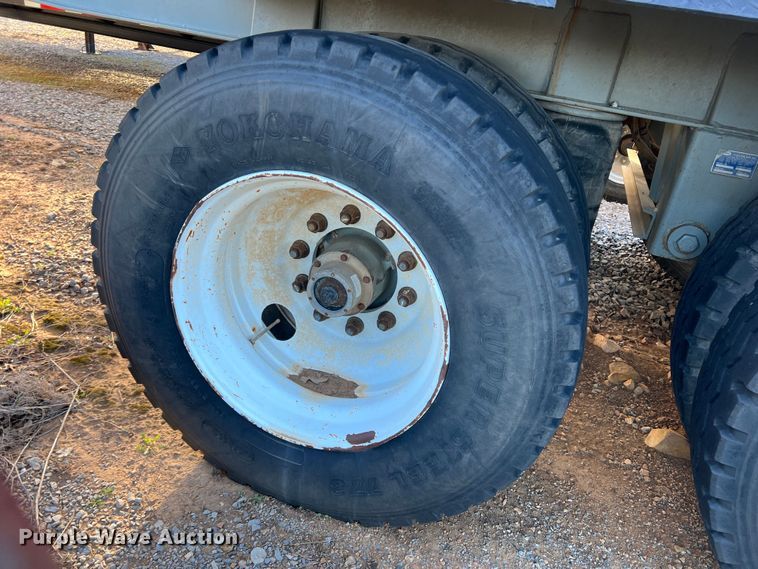 image for item MQ9841 2009 Smith Co S3-42-34  side dump trailer