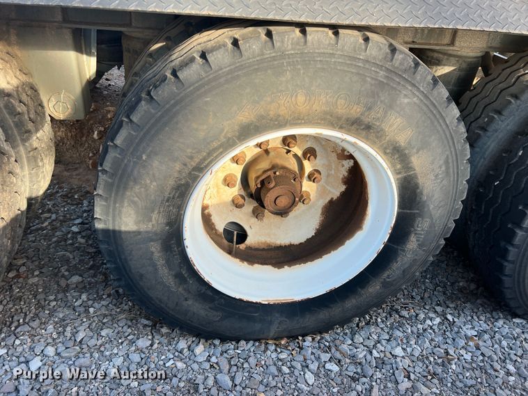 image for item MQ9841 2009 Smith Co S3-42-34  side dump trailer