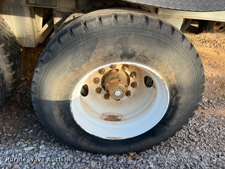 image for item MQ9841 2009 Smith Co S3-42-34  side dump trailer