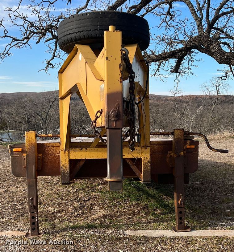 image for item MQ9844 Belshe DT-235  equipment trailer