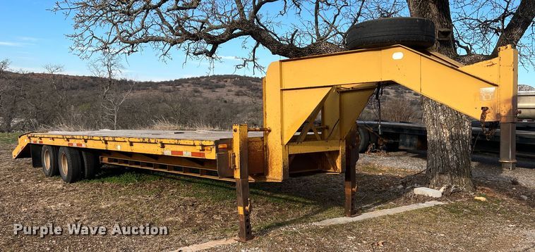 image for item MQ9844 Belshe DT-235  equipment trailer