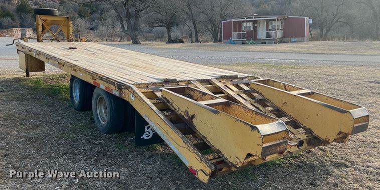 image for item MQ9844 Belshe DT-235  equipment trailer
