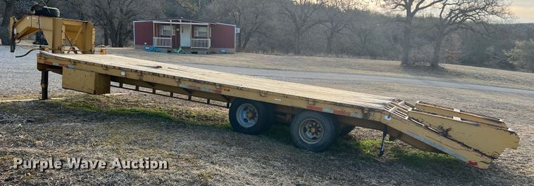 image for item MQ9844 Belshe DT-235  equipment trailer