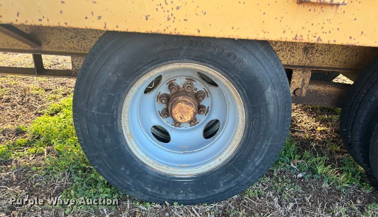 image for item MQ9844 Belshe DT-235  equipment trailer