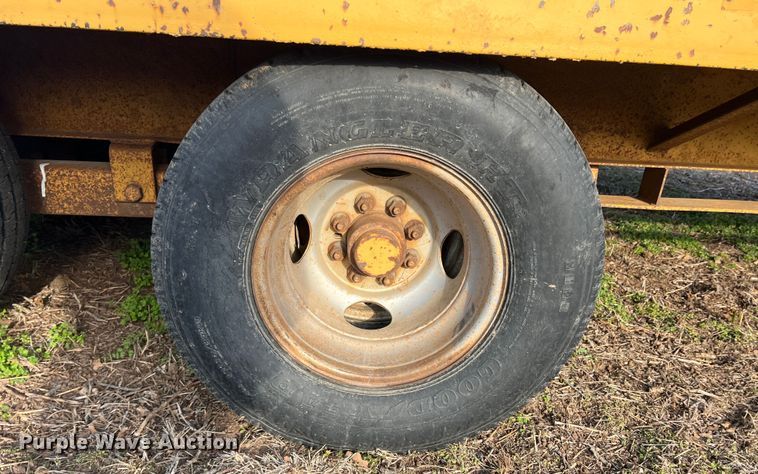 image for item MQ9844 Belshe DT-235  equipment trailer