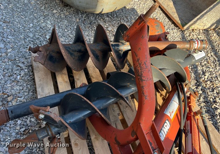 image for item MQ9847 Rhino SPHD  post hole auger