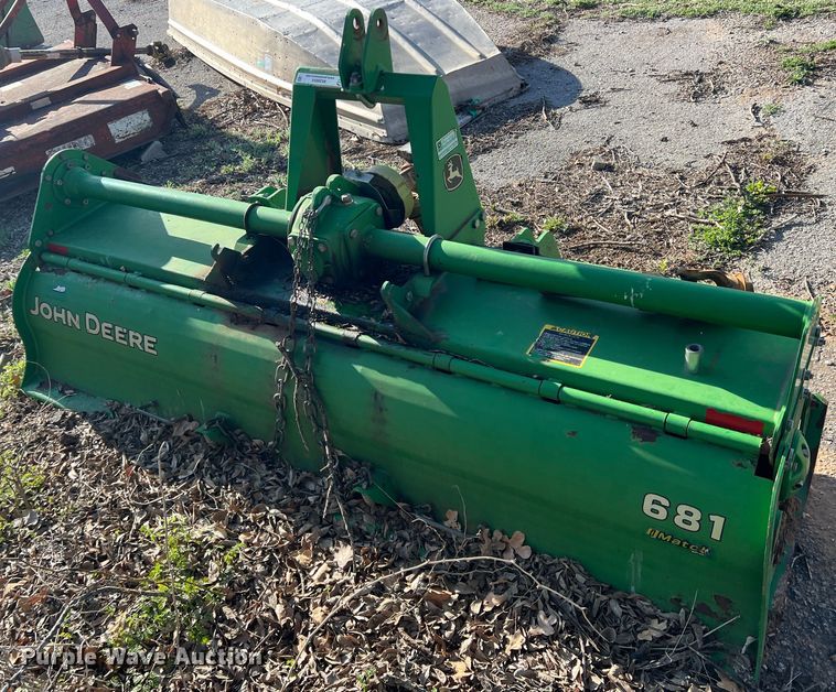 image for item MQ9854 John Deere 681  tiller