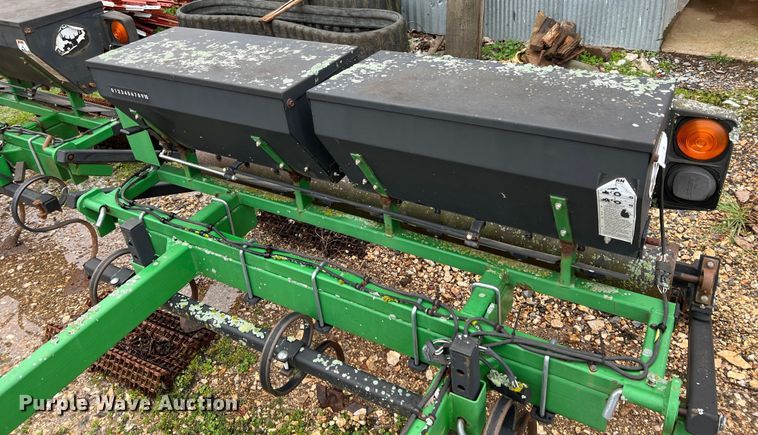 image for item MY9561 Frontier FP1206  seeder
