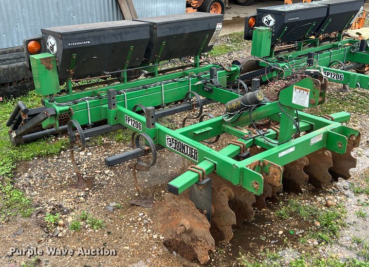 image for item MY9562 Frontier FP1206  seeder