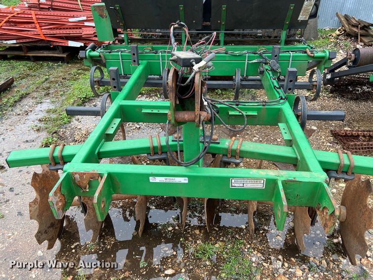 image for item MY9562 Frontier FP1206  seeder