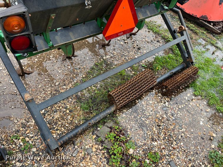 image for item MY9562 Frontier FP1206  seeder