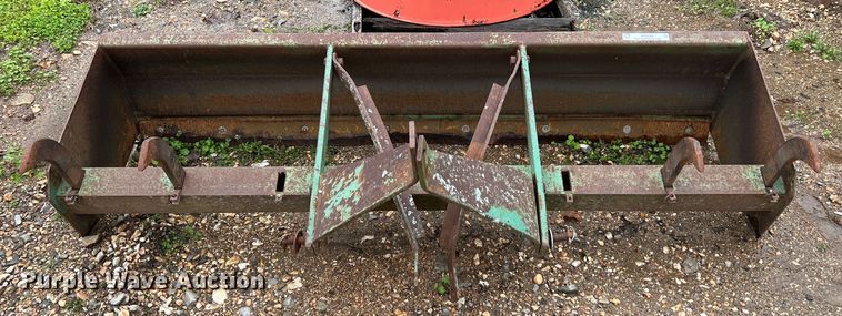 image for item MY9565 John Deere  box blade