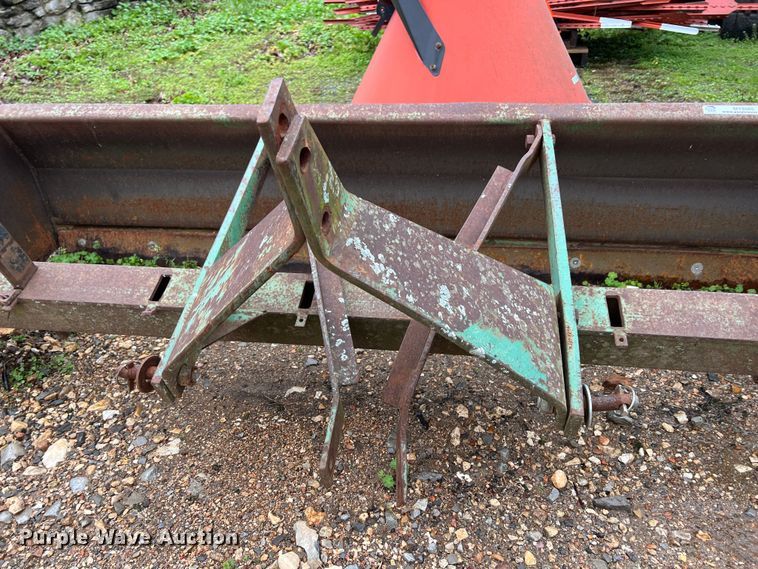 image for item MY9565 John Deere  box blade