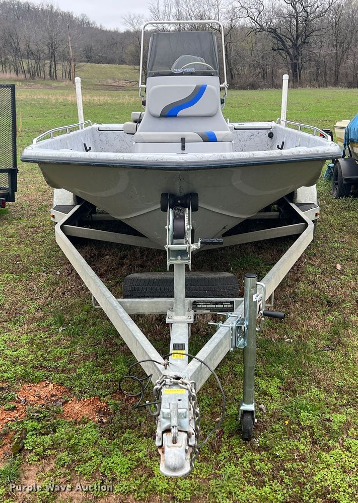 image for item MY9569 2005 Blue Wave 190  boat