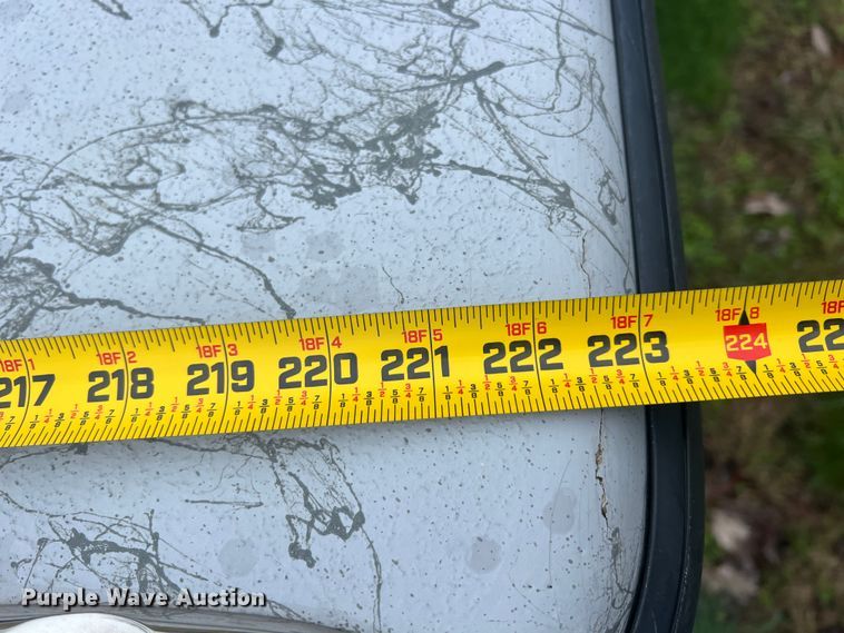 image for item MY9569 2005 Blue Wave 190  boat