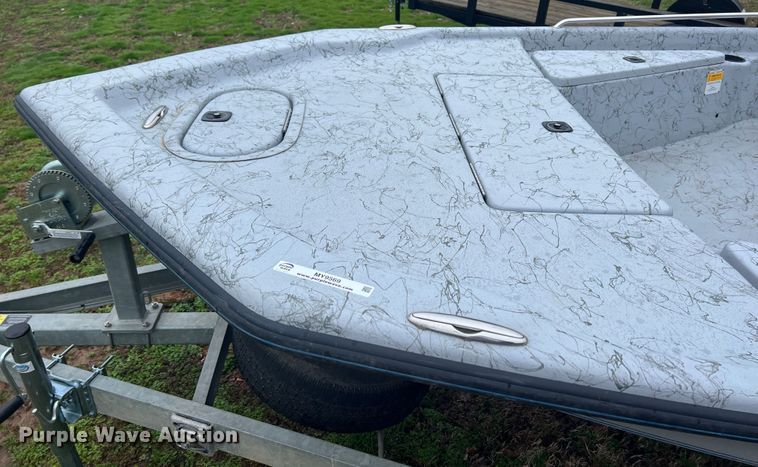 image for item MY9569 2005 Blue Wave 190  boat