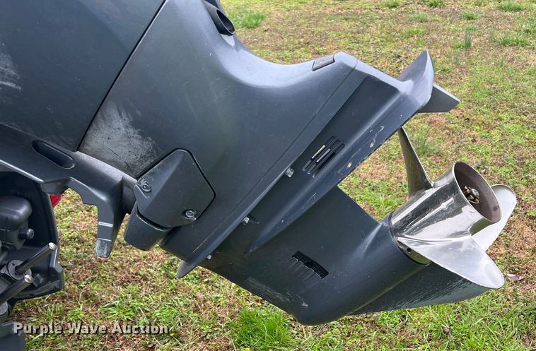 image for item MY9569 2005 Blue Wave 190  boat