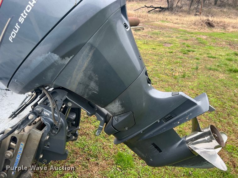 image for item MY9569 2005 Blue Wave 190  boat