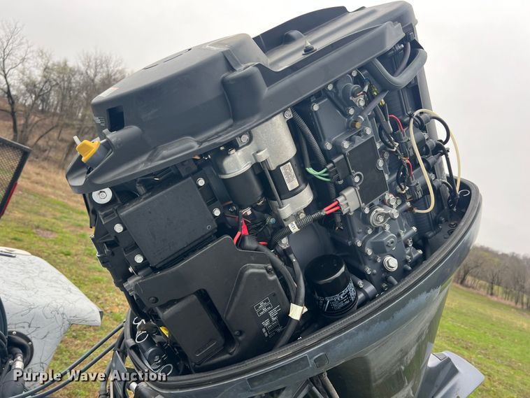 image for item MY9569 2005 Blue Wave 190  boat