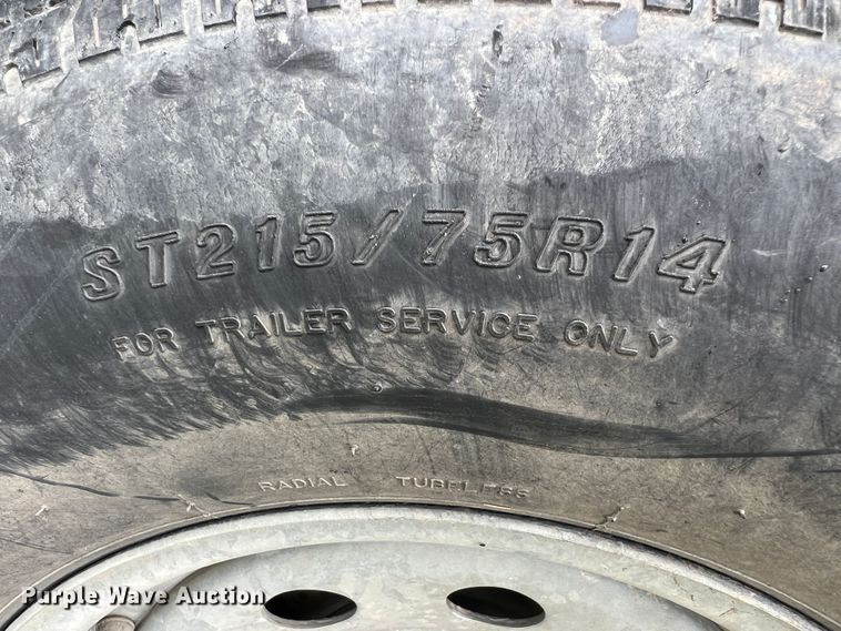 image for item MY9569 2005 Blue Wave 190  boat