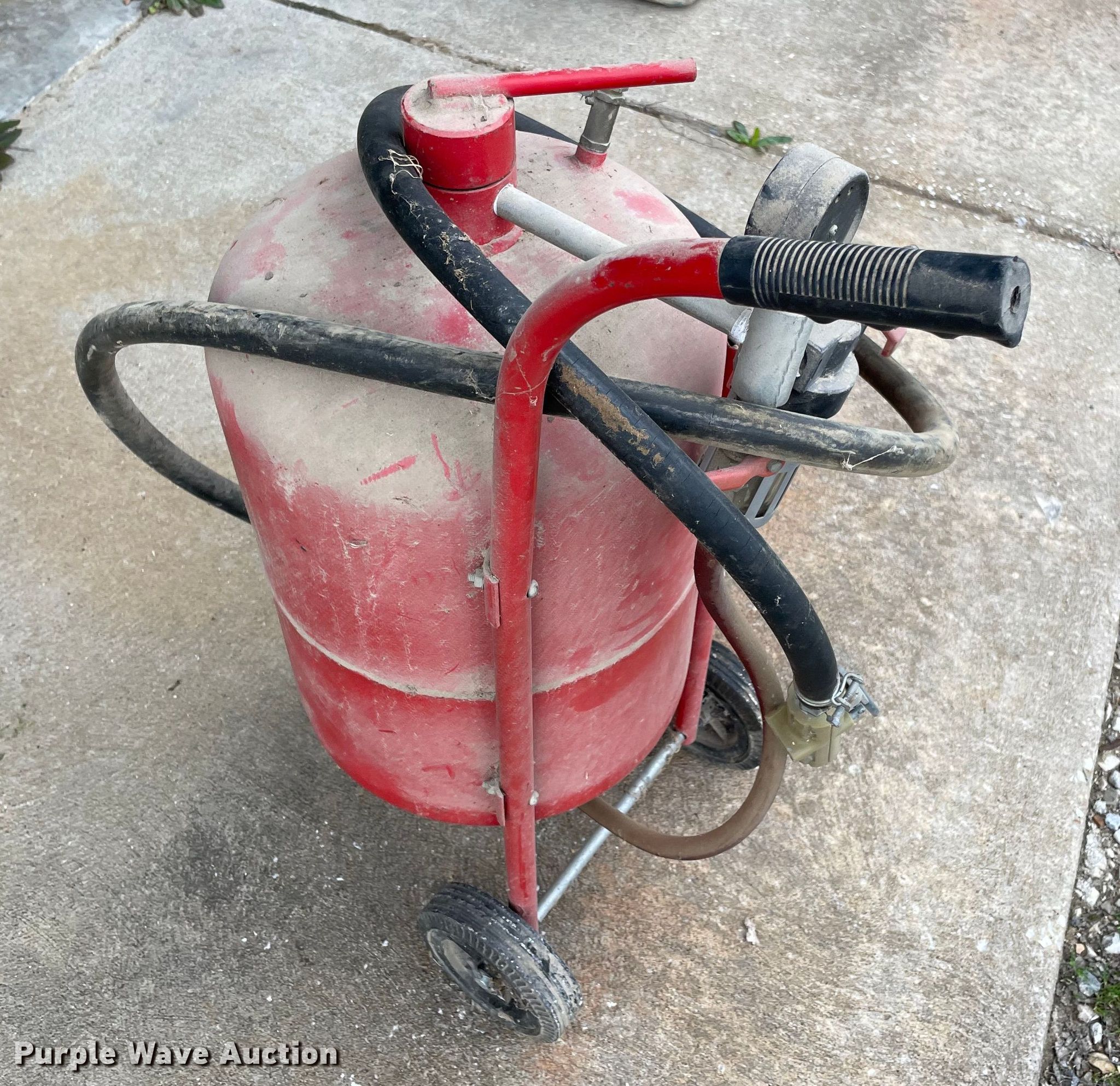 Clarke SB9008 sandblaster in Caddo, OK Item MM9424 sold Purple Wave