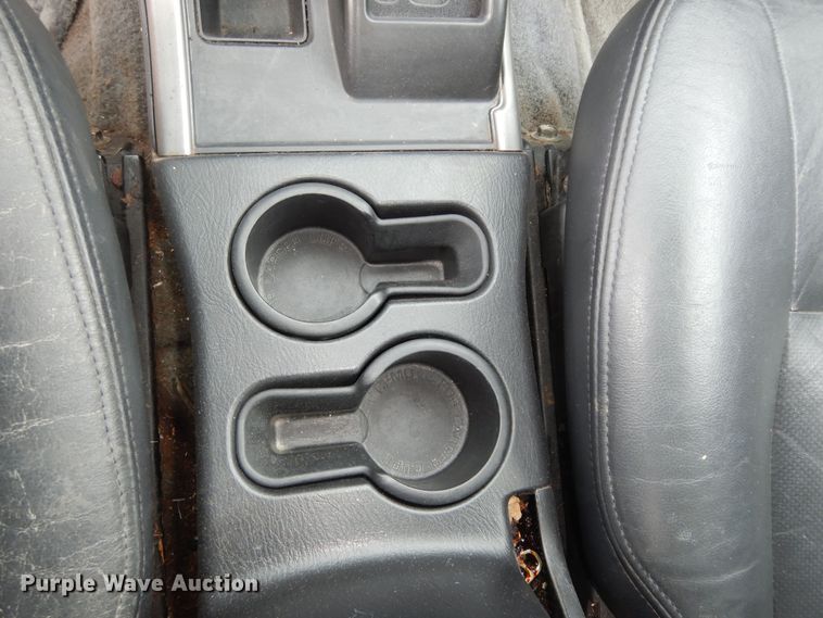 image for item DK1763 2004 Nissan Frontier  Crew Cab pickup truck