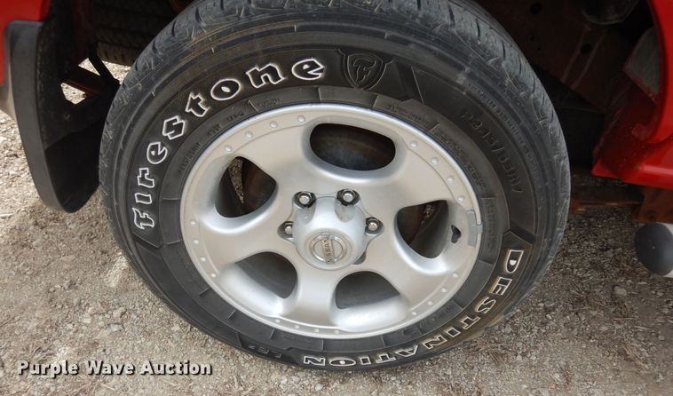 image for item DK1763 2004 Nissan Frontier  Crew Cab pickup truck