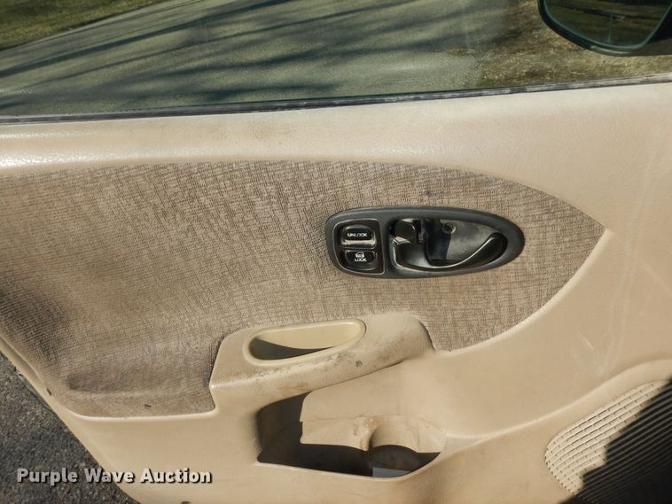 image for item DK7730 2002 Saturn SL