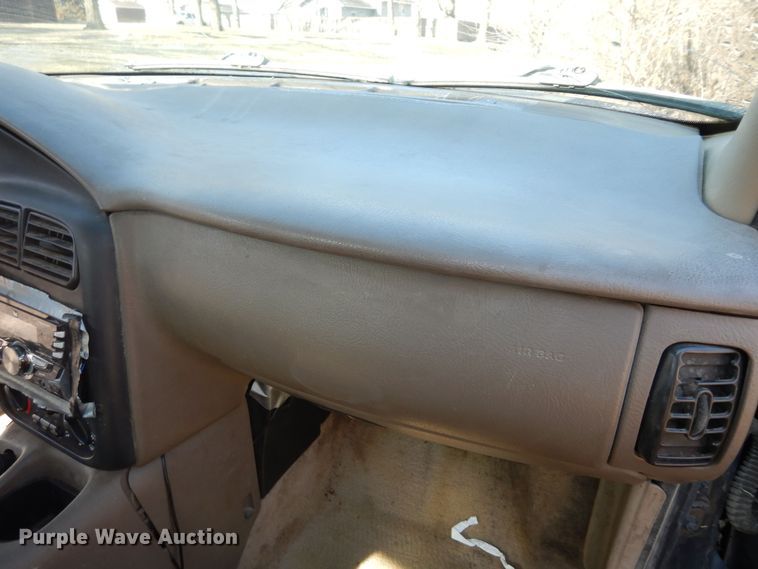 image for item DK7730 2002 Saturn SL