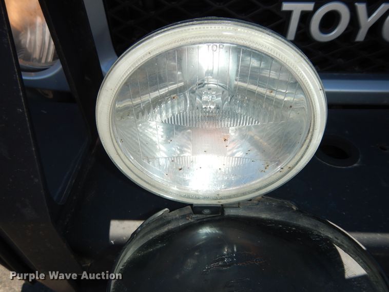 image for item DK7735 2007 Toyota FJ Cruiser  SUV