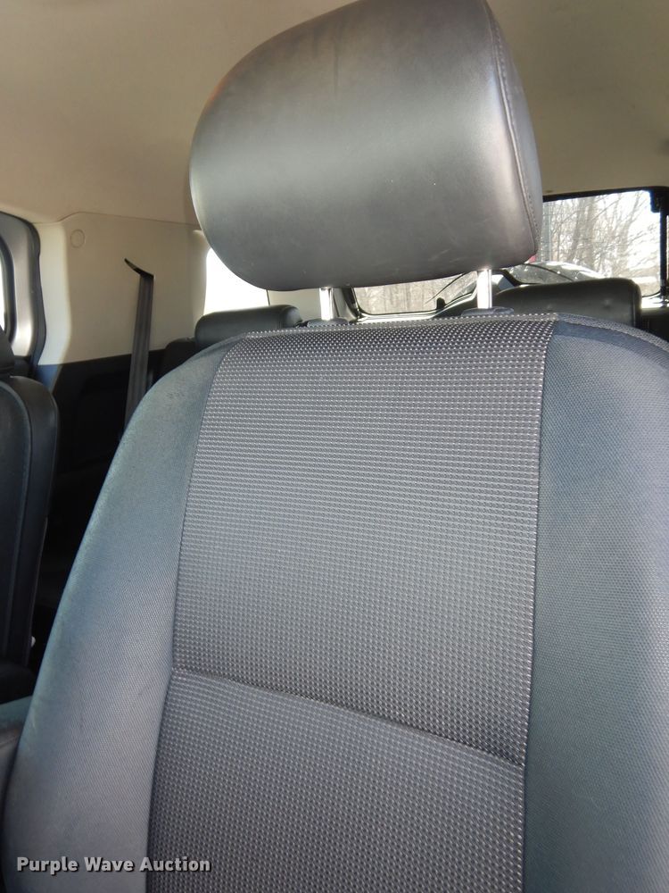 image for item DK7735 2007 Toyota FJ Cruiser  SUV