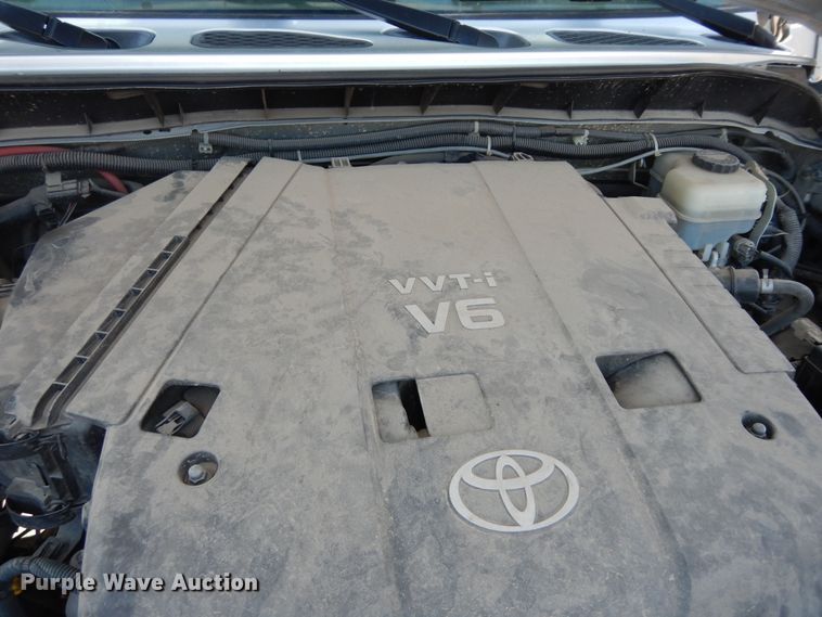 image for item DK7735 2007 Toyota FJ Cruiser  SUV