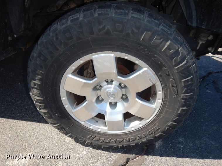 image for item DK7735 2007 Toyota FJ Cruiser  SUV