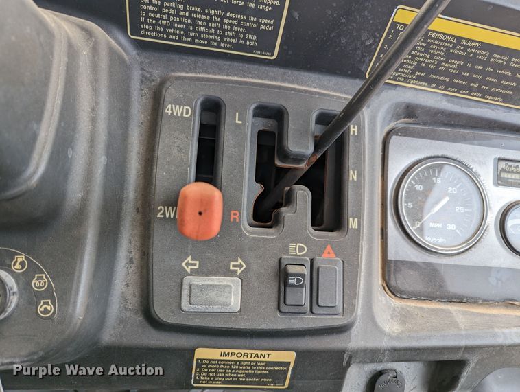 image for item DL1003 2005 Kubota RTV900  utility vehicle