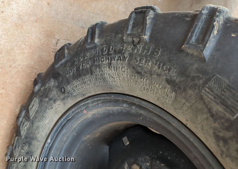 image for item DL1003 2005 Kubota RTV900  utility vehicle