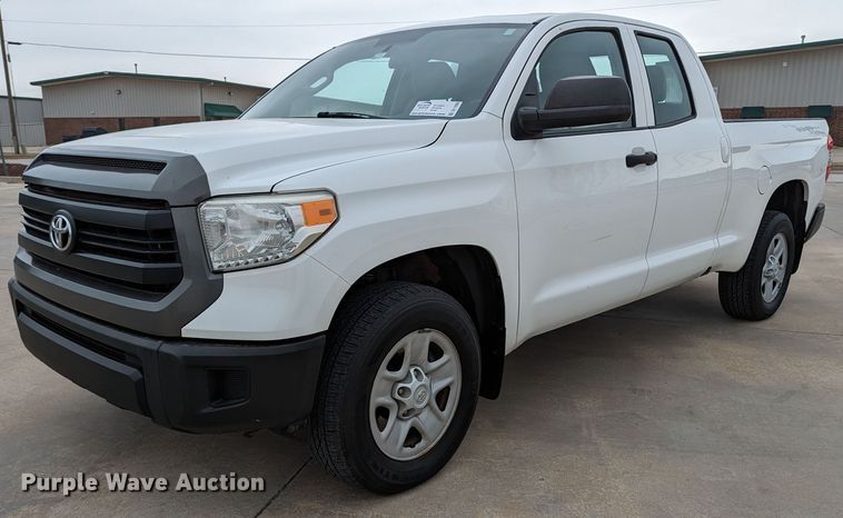 image for item DL1006 2016 Toyota Tundra  Double Cab pickup truck
