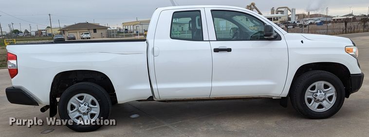 image for item DL1006 2016 Toyota Tundra  Double Cab pickup truck