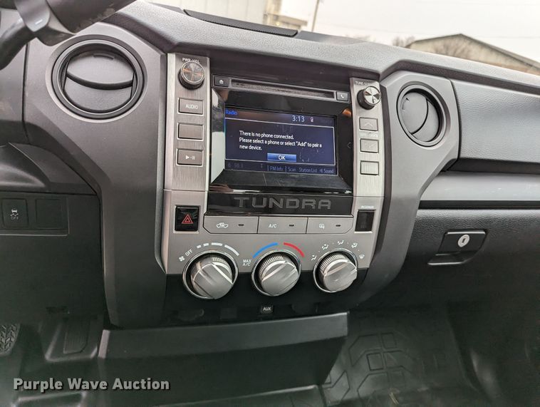 image for item DL1006 2016 Toyota Tundra  Double Cab pickup truck