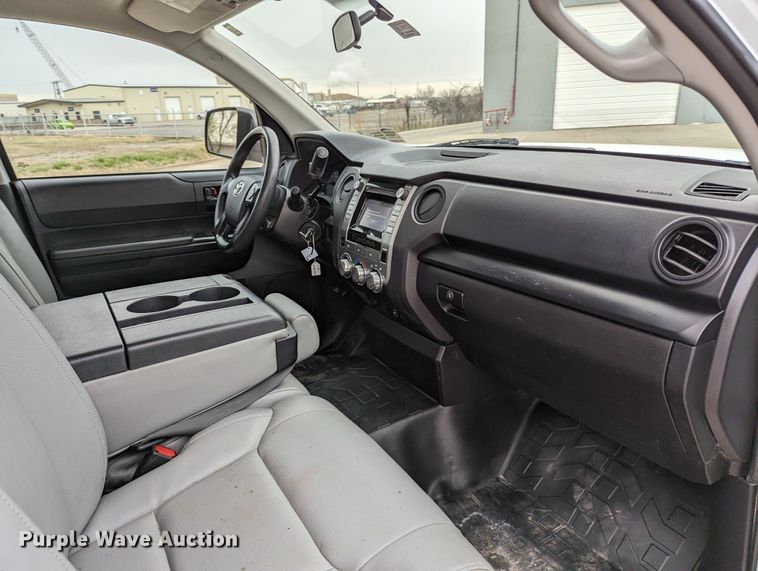 image for item DL1006 2016 Toyota Tundra  Double Cab pickup truck