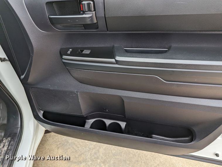 image for item DL1006 2016 Toyota Tundra  Double Cab pickup truck