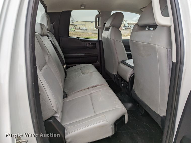 image for item DL1006 2016 Toyota Tundra  Double Cab pickup truck