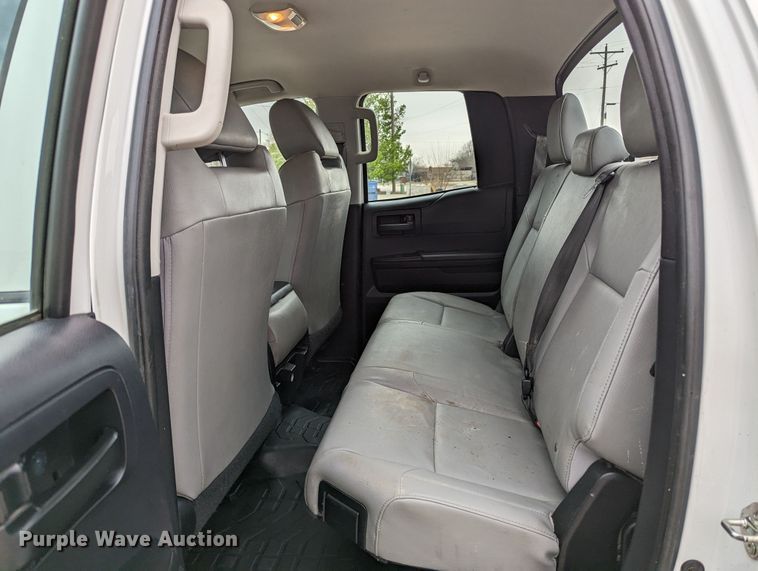 image for item DL1006 2016 Toyota Tundra  Double Cab pickup truck