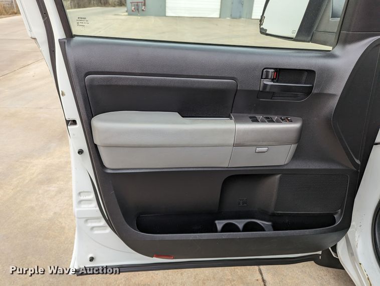 image for item DL1007 2013 Toyota Tundra  Double Cab pickup truck