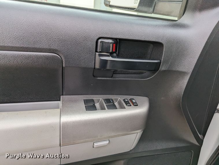 image for item DL1007 2013 Toyota Tundra  Double Cab pickup truck