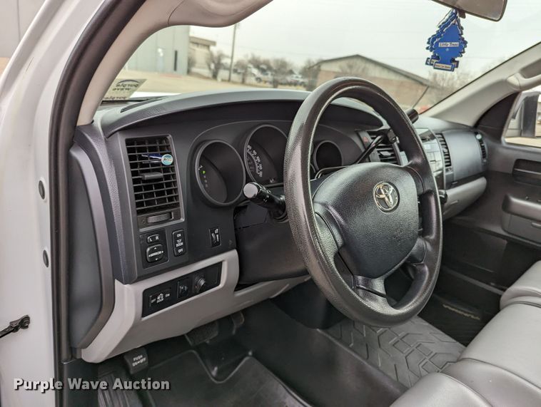 image for item DL1007 2013 Toyota Tundra  Double Cab pickup truck