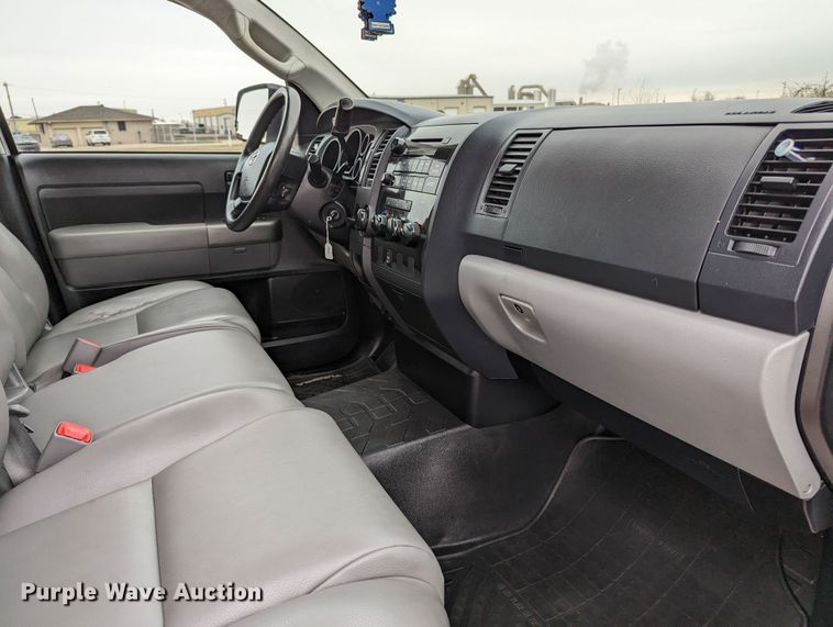 image for item DL1007 2013 Toyota Tundra  Double Cab pickup truck