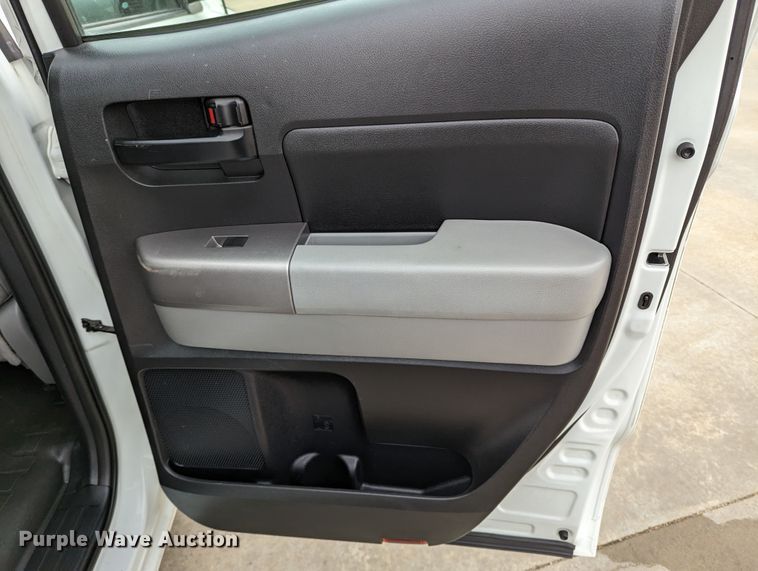 image for item DL1007 2013 Toyota Tundra  Double Cab pickup truck