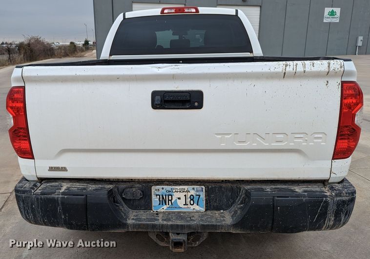 image for item DL1008 2015 Toyota Tundra  Double Cab pickup truck