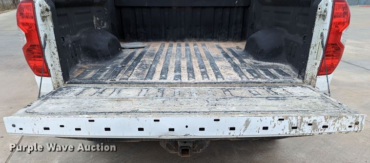 image for item DL1008 2015 Toyota Tundra  Double Cab pickup truck