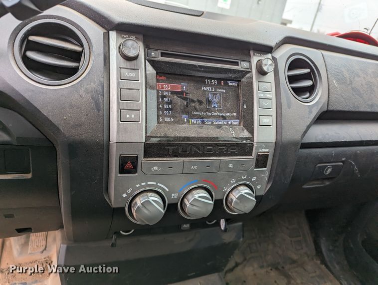 image for item DL1008 2015 Toyota Tundra  Double Cab pickup truck